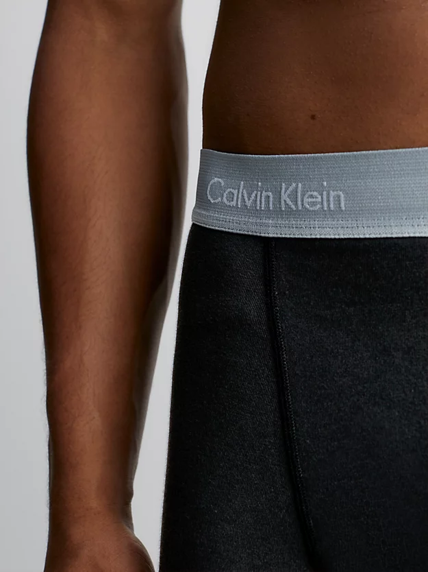 Calvin Klein 3 Pack Trunks - Cotton Stretch 7 Calvin Klein 3 Pack Trunks - Cotton Stretch - Image 5