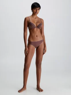 Calvin Klein Plunge Push-Up Bra - Flirty 14 Calvin Klein Plunge Push-Up Bra - Flirty -Everywear Shop 000QF5145E FQ2 alternate5