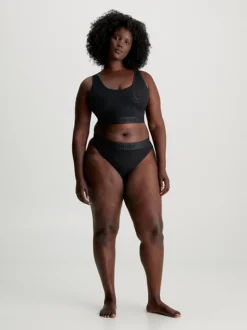 Calvin Klein Plus Size Lace Bralette - Intrinsic -Everywear Shop 000QF7341E UB1 alternate4