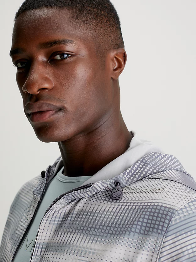 Calvin Klein Printed Hooded Windbreaker 5 Calvin Klein Printed Hooded Windbreaker - Image 4