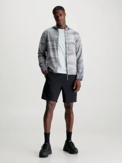 Calvin Klein Printed Hooded Windbreaker 11 Calvin Klein Printed Hooded Windbreaker -Everywear Shop 00GMF3O513 13M alternate4