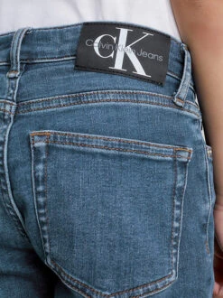 Calvin Klein Mid Rise Straight Denim Shorts -Everywear Shop IB0IB01613 1A4 alternate2