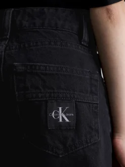 Calvin Klein Mid Rise Straight Jeans -Everywear Shop IB0IB01788 1BY alternate2