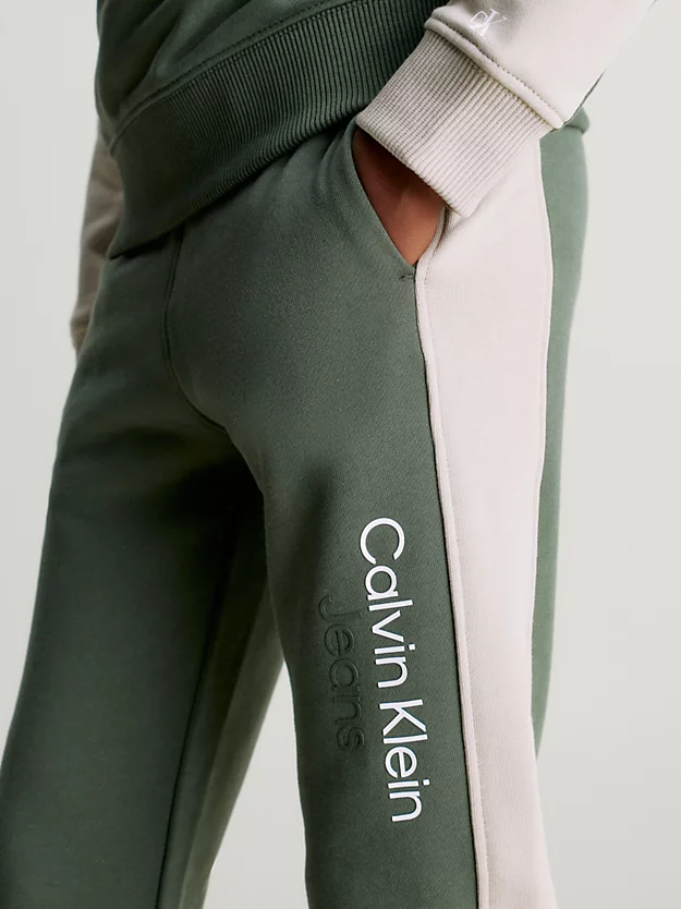 Calvin Klein Colourblock Hoodie And Joggers Set 6 Calvin Klein Colourblock Hoodie And Joggers Set - Image 4