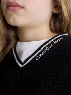 Calvin Klein V-neck Tipping Jumper -Everywear Shop IB0IB01869 BEH alternate2