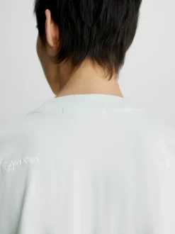 Calvin Klein Oversized Printed T-shirt -Everywear Shop J20J222047 LCE alternate3