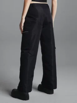 Calvin Klein Straight Cargo Pants 12 Calvin Klein Straight Cargo Pants -Everywear Shop J20J222575 BEH alternate2