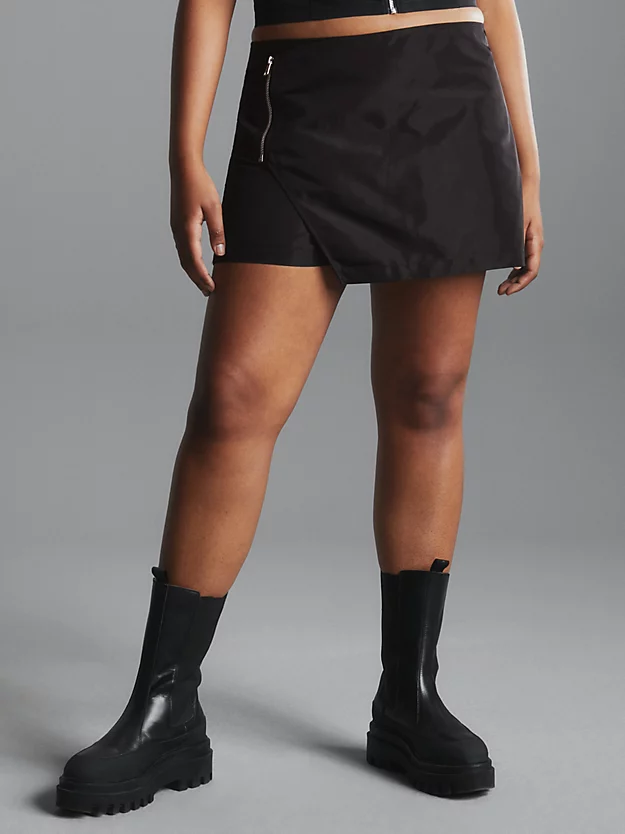 Calvin Klein Side Zip Mini Skort 4 Calvin Klein Side Zip Mini Skort - Image 2