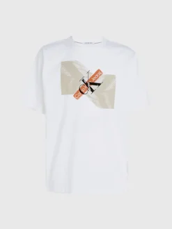 Calvin Klein Oversized Graphic Logo T-shirt 11 Calvin Klein Oversized Graphic Logo T-shirt -Everywear Shop J30J324013 YAF alternate4