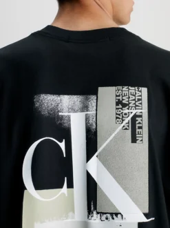 Calvin Klein Oversized Back Logo T-shirt -Everywear Shop J30J324021 BEH alternate2