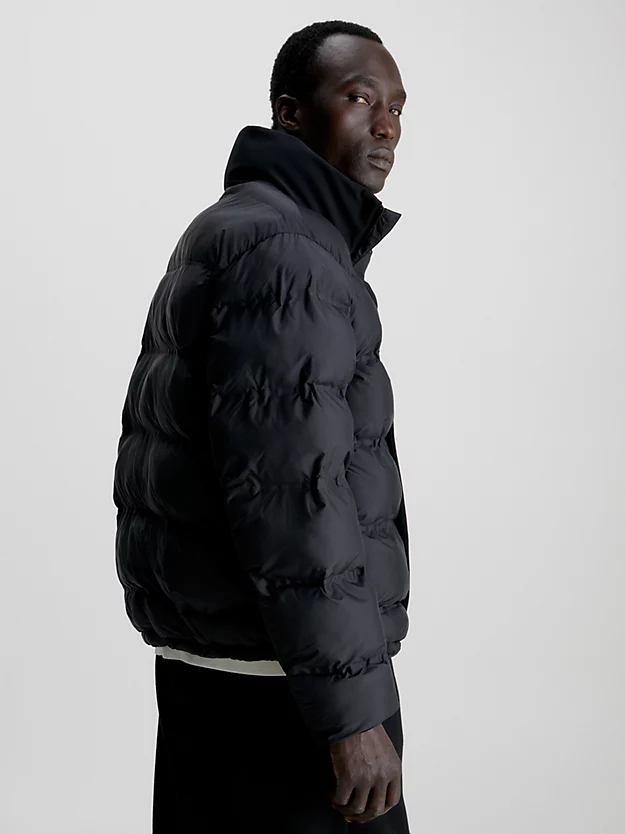 Calvin Klein Stitchless Quilted Puffer Jacket 4 Calvin Klein Stitchless Quilted Puffer Jacket - Image 2