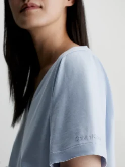 Calvin Klein V-neck T-shirt -Everywear Shop K20K205338 CAY alternate3