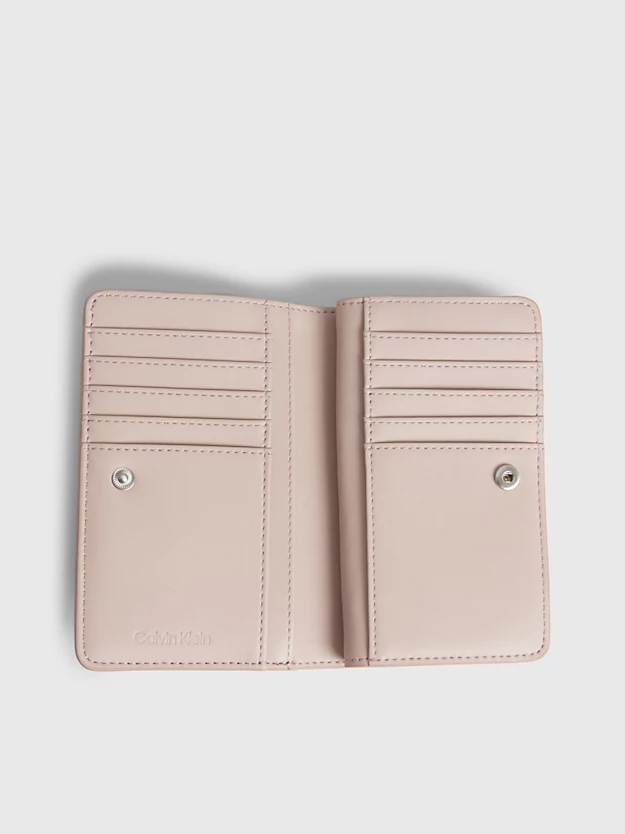 Calvin Klein Small Billfold Wallet 4 Calvin Klein Small Billfold Wallet - Image 2