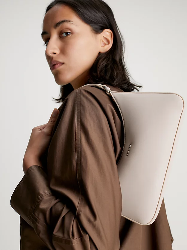 Calvin Klein Small Shoulder Bag 5 Calvin Klein Small Shoulder Bag - Image 3