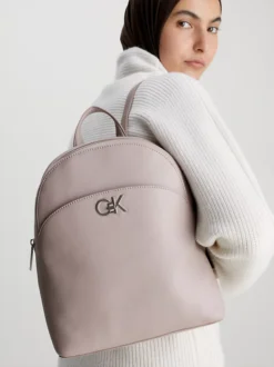 Calvin Klein Round Backpack -Everywear Shop K60K611074 PE1 alternate2