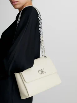 Calvin Klein Convertible Shoulder Bag 11 Calvin Klein Convertible Shoulder Bag -Everywear Shop K60K611084 PC4 alternate3