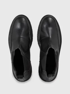 Calvin Klein Faux Leather Chelsea Boots -Everywear Shop YM0YM00844 00X alternate2